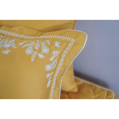 Bộ ga phủ Everon EST22030 ( 01 ga phủ + 02 vỏ gối 45cmx65cm + 01 vỏ chăn đông 2mx2m2 )