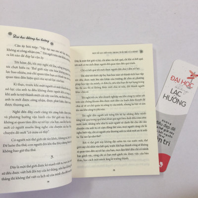 Kim Chỉ Nam Dành Cho Bạn Trẻ: Đại Học Không Lạc Hướng có bookmark