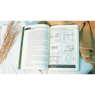 Sách - 100 kỹ năng sinh tồn - Bản đặc biệt bìa cứng kèm quà tặng sổ tay và sticker - Đinh Tị Books