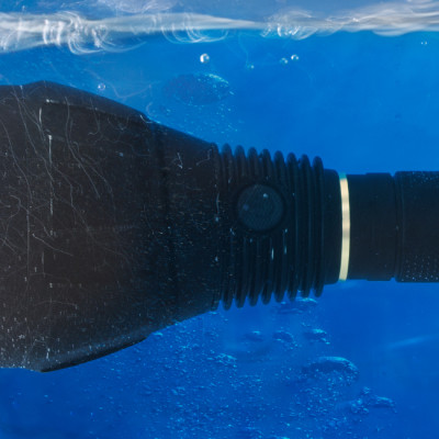 Đèn pin cầm tay chính hãng Gentos UT-1000M,đèn chiếu xa nhập khẩu từ Nhật