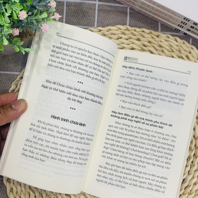 Sách Vượt Qua Sự Phản Bội: Đừng Để Tổn Thương Quá Khứ Hạn Chế Các Mối Quan Hệ Tương Lai