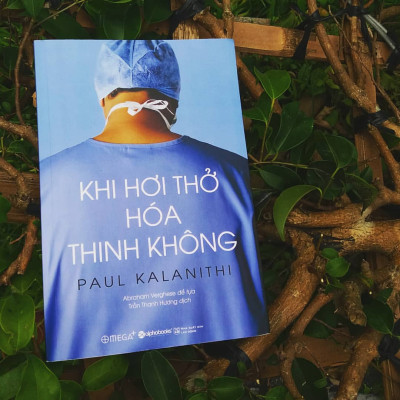 Sách Kỹ Năng Sống - Khi Hơi Thở Hóa Thinh Không