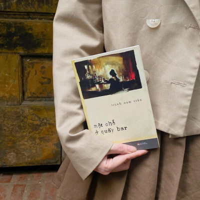 Sách Một Chỗ Ở Quầy Bar - Bản Quyền