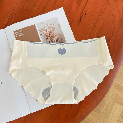 Quần lót su tim rất đẹp dành cho nữ