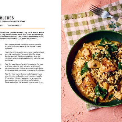 Sách - Paella - The Original One-Pan Dish: Over 50 Recipes for the Spanish Clas by Omar Allibhoy (UK edition, Hardcover)