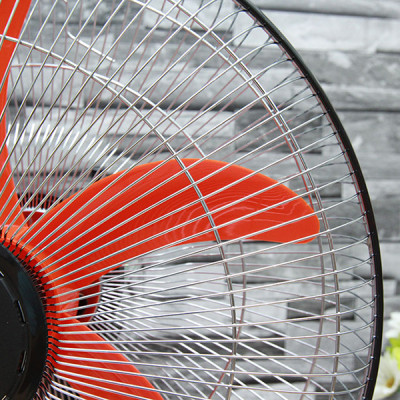 Quạt Đứng Thân Sắt Senko DTS107 - Hàng Chính Hãng