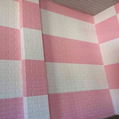 Bộ 5 Tấm Xốp Dán Tường 3D Giả Gạch Màu Hồng Nhạt 70cmx77cm
