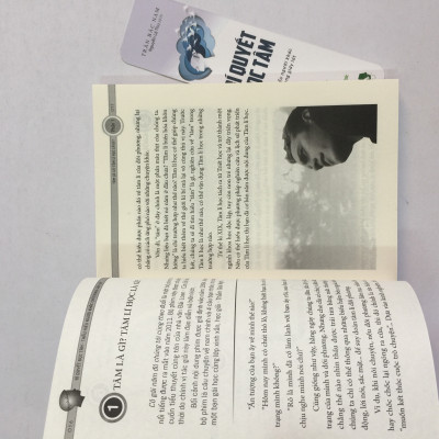 Combo 2 cuốn: Bí Quyết Đọc Tâm - Thấu Hiểu Người Khác Chỉ Trong Giây Lát + Bí Mật Sau Những Hành Vi Nhỏ có bookmark