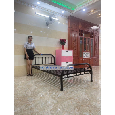 Giường sắt kiểu bo góc rẻ đẹp - 1m2x2m - (hình thật) - Nội Thất Bảo An