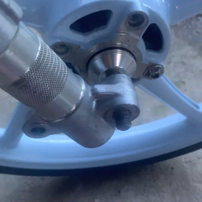 Canh đùm Nhôm CNC gắn YA xe máy SIRIUS,EXCITER màu Bạc