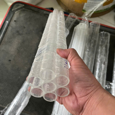 Ống nhựa Acrylic độ trong suốt cao