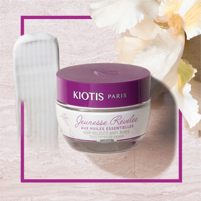 [DATE 12-2025]Kem dưỡng ngày giảm nhăn, trắng sáng và trẻ hoá làn da cho mọi loại da Soin Velouté Anti-Rides Tous Types de Peaux - Jour 50ml