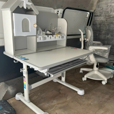 Bộ bàn ghế học sinh thông minh chống cận điều chỉnh cao thấp tay quay Juno sofa CTIRSS68 ngang 80cm 