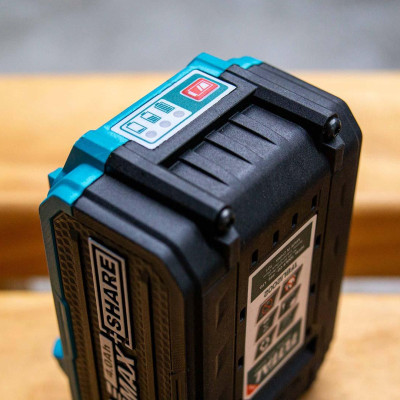 PIN TOTAL LITHIUMION 20V 4 AMPE TOTAL TFBLI2002 - HÀNG CHÍNH HÃNG