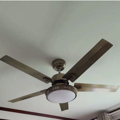 Quạt trần đèn trang trí thông minh 5 cánh sắt - Tích hợp đa chức năng - Có điều khiển từ xa - có đèn - Hàng chính hãng Klasse