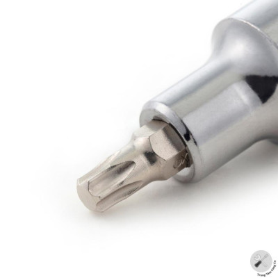 Đầu tuýp mũi sao 50L 1/2", kích cở T-30 - 24104 SATA