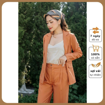 Bộ đồ nữ gồm áo vest xẻ cổ kiểu và quần dài có khuy dễ mặc, thoải mái, new style 2025 Bv02