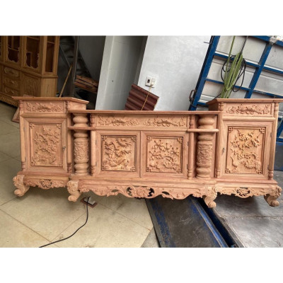 Kệ tivi cột nho gỗ hương đá