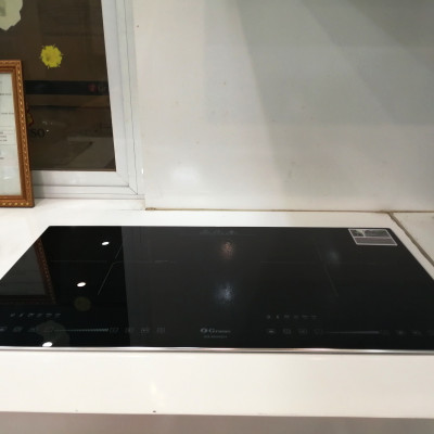 Bếp điện từ Grasso GS 9555EH (Made in Malaysia) - Hàng chính hãng