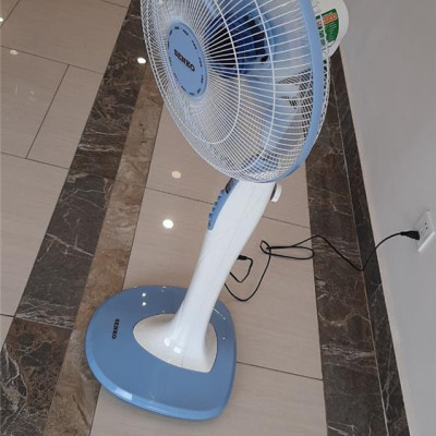 Quạt đứng điều khiển từ xa Senko hàng chính hãng - DR1608
