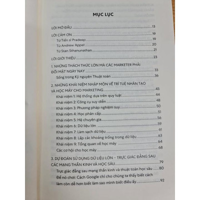 Sách - AI cho marketing và đổi mới sản phẩm
