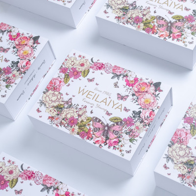 Set quà tặng cao cấp WEILAIYA: Sữa tắm Hoa Trà giúp Trắng da và Cấp Ẩm - Hương thơm thạch lịch, ngọt ngào, tươi mới