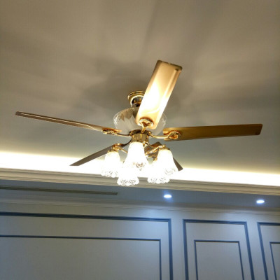 Quạt trần có đèn trang trí 5 đèn có điều khiển từ xa và hẹn giờ