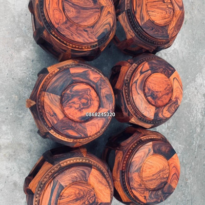 Bộ bàn ghế trống trang trí phòng khách ,bằng gỗ trắc đỏ đen đẹp long lanh 