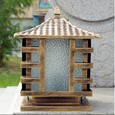 Đèn trụ cổng kiểu dáng sang trọng trang trí ngoại thất.