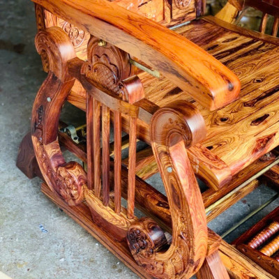 Ghế đu thư giãn mẫu cung đàn lịnh nãm đẳng cấp bằng gỗ cẩm 