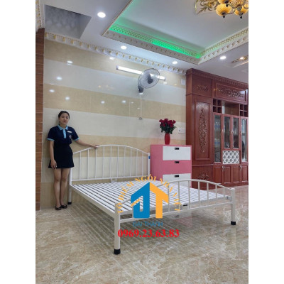 Giường sắt 1m4x2m mỹ nghệ Đại Thành