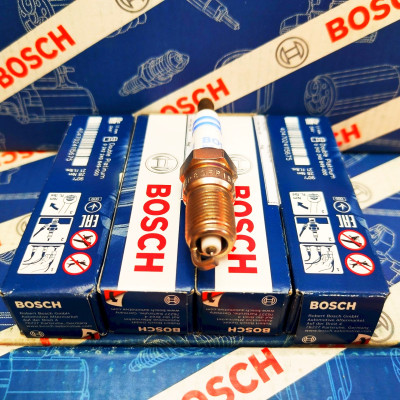 Bộ 04 Bugi Bosch Chân Côn Ngắn Ford Mondeo Focus Escape 3.0/2.3 (-2006) Mazda 6 (-2008)