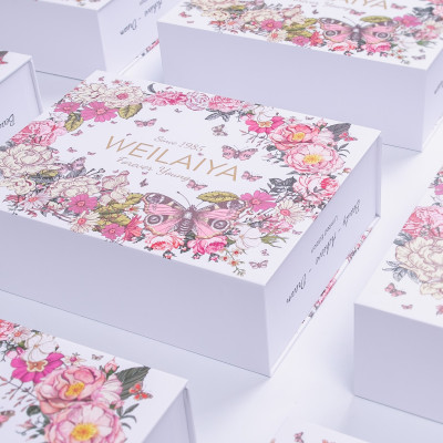 Set quà tặng cao cấp WEILAIYA: Combo Sữa tắm Hoa Hồng và Tẩy tế bào chết body - Giúp da sạch thơm, căng mướt