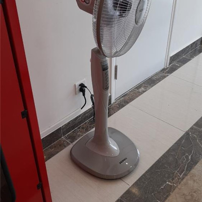 Quạt đứng điều khiển từ xa Senko hàng chính hãng - DR1608