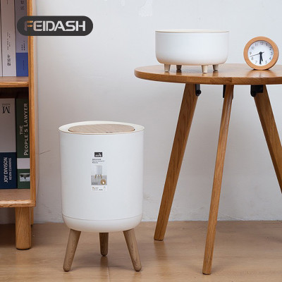 Thùng Đựng Rác Chân Đứng Nắp Lật Vân Gỗ FEIDASH Snoopy G3391 - Kiểu dáng thiết kế hoạt hình ngộ ngĩnh giúp bé yêu thích hơn với việc bỏ rác vào thùng