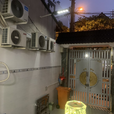 Đèn đường năng lượng mặt trời liền thể MK-66300 300W