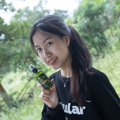 Bộ đôi Dầu gội Thanh Mộc Hương không silicon 350gr và Xịt dưỡng tóc tinh dầu bưởi Tabaha 120ml