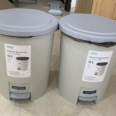 Thùng Rác Đạp Chân Mẫu Tròn Nhiều Cỡ Hiro Hàng Xuất Nhật - Chính Hãng ( Tặng kèm khăn lau pakasa) Giao màu ngẫu nhiên 