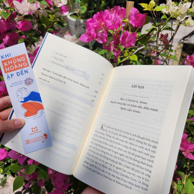 Khi Khủng Hoảng Ập Đến - Bản Quyền