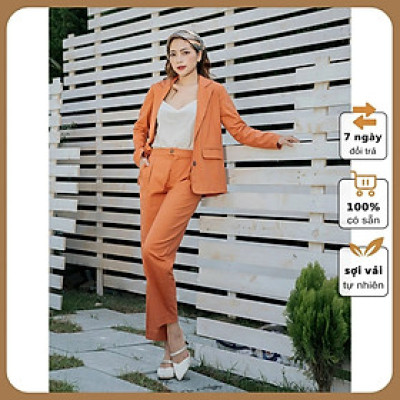 Bộ đồ nữ gồm áo vest xẻ cổ kiểu và quần dài có khuy dễ mặc, thoải mái, new style 2025 Bv02