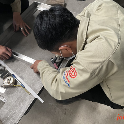 Nắp hố ga inox Joli 500kg Kt 60cm x 60cm BẢO HÀNH 2 NĂM