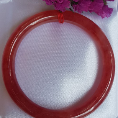 Vòng Cẩm Thạch Đỏ đẹp A 58mm x cọng 8mm màu đỏ tươi sáng bóng mượt đỏ là màu chiến thắng chuẩn hợp nữ mạng hỏa mạng thổ 55kg - 68kg đeo đẹp tay may mắn tốt sức khỏe công việc rực rỡ tài lộc ạ
