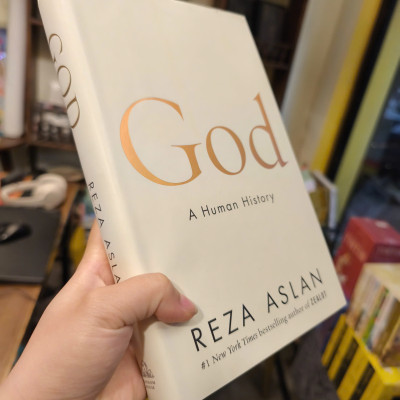 Sách - God: A Human History by Reza Aslan - NEW YORK TIMES BESTSELLER