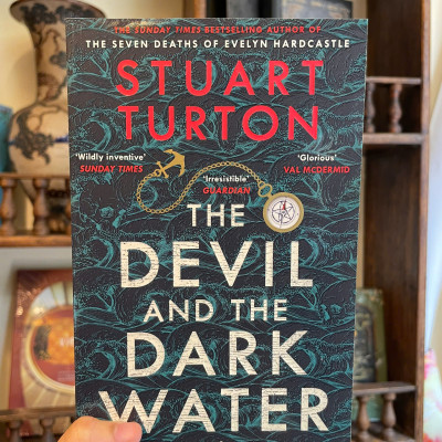 Sách - The Devil and the Dark Water by Stuart Turton - Mystery/Historical Fiction book in English