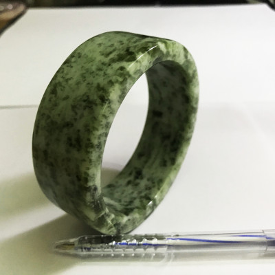 Vòng tay cẩm thạch vuông cho nam bản cao từ 2.5 đến 2.8 cm. VONGTAYNAMDACAMTHACH