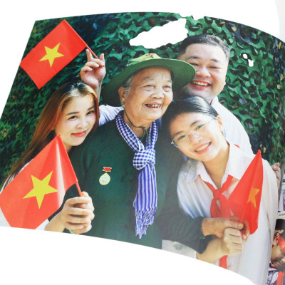 Sách - 50 Năm Sức Mạnh Việt Nam