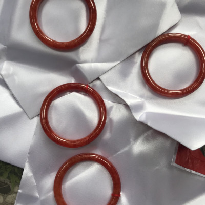 Vòng Cẩm Thạch Đỏ Đẹp A Ni 52mm x chột 7,8mm màu đỏ bông tươi sáng bóng đẹp nữ 52kg - 56kg đeo mệnh hỏa mệnh thổ đeo xuất sắc đẹp món quà tặng ý nghĩa ạ