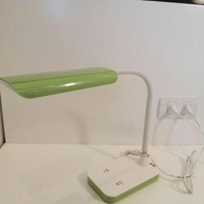 Đèn Bàn Học Chống Cận Rạng Đông RL 20 LED 6W, Phím Cảm Ứng, Đổi 4 Màu và 3 Mức Độ Sáng - Hàng chính hãng