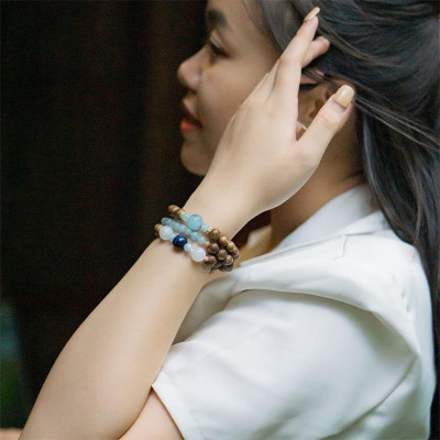 Vòng trầm hương tự nhiên quấn 3 mix đá Aquamarine, mắt hổ xanh dương cao cấp chính hãng 2VTH031- UDUMBARA