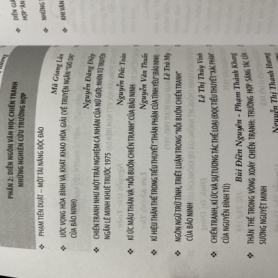 Người lính và chiến tranh  tiếp cận diễn ngôn vắn học việt nam hiện đại ( tiểu luận và phê bình)